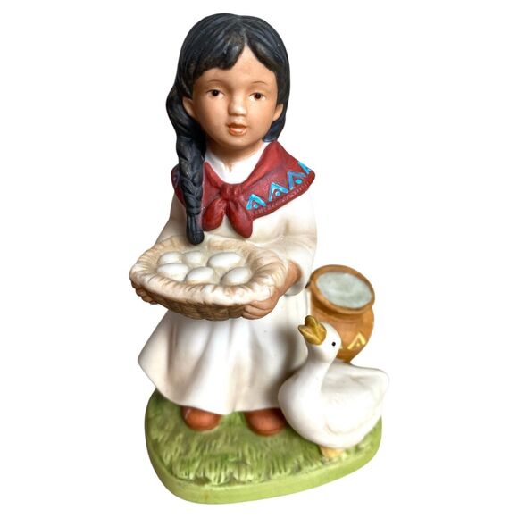 Vintage Homco Figurines #1409 Boy & Girl with Chickens Eggs Basket Farmhouse Set - Picture 5 of 10